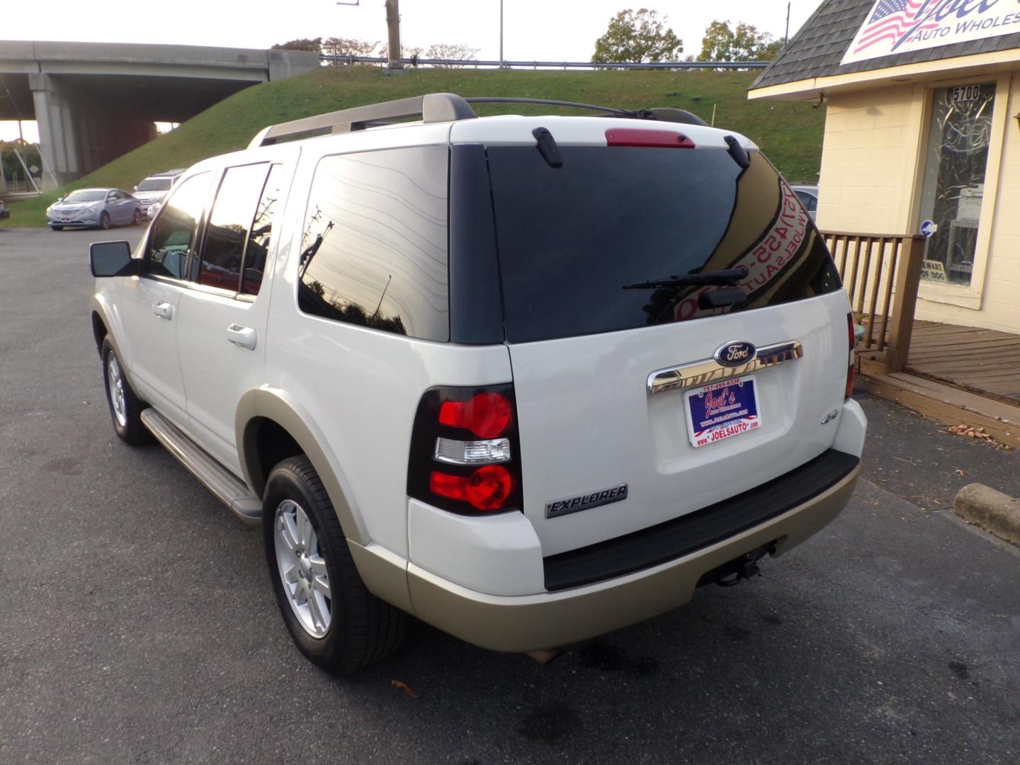 2010 white Ford Explorer Eddie Bauer 4.0L 4WD (1FMEU7EE6AU) with an 4.0L V6 SOHC 16V engine, 5-Speed Automatic transmission, located at 5700 Curlew Drive, Norfolk, VA, 23502, (757) 455-6330, 36.841885, -76.209412 - Photo#13